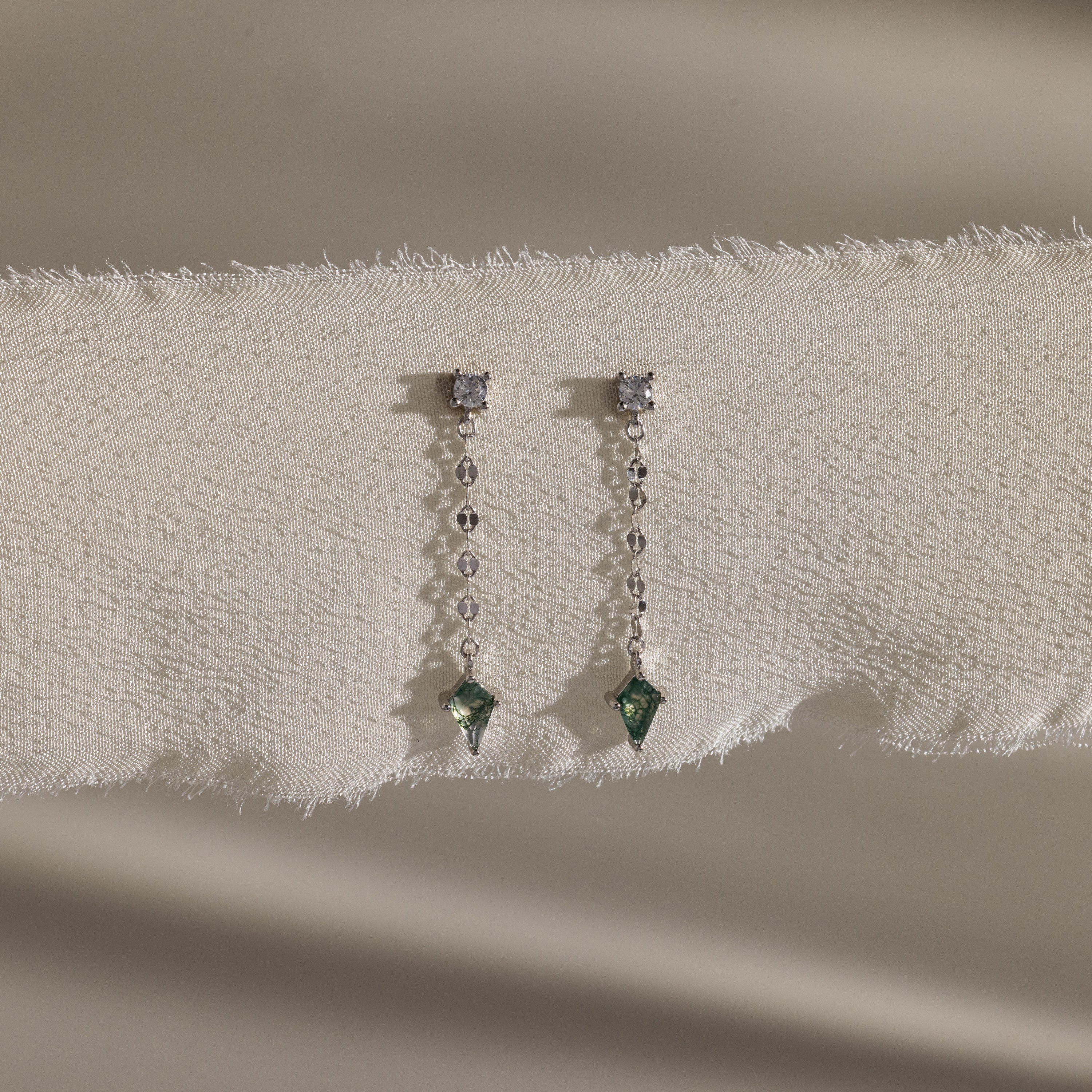 Agate Diamond Dangle Earrings in Silver