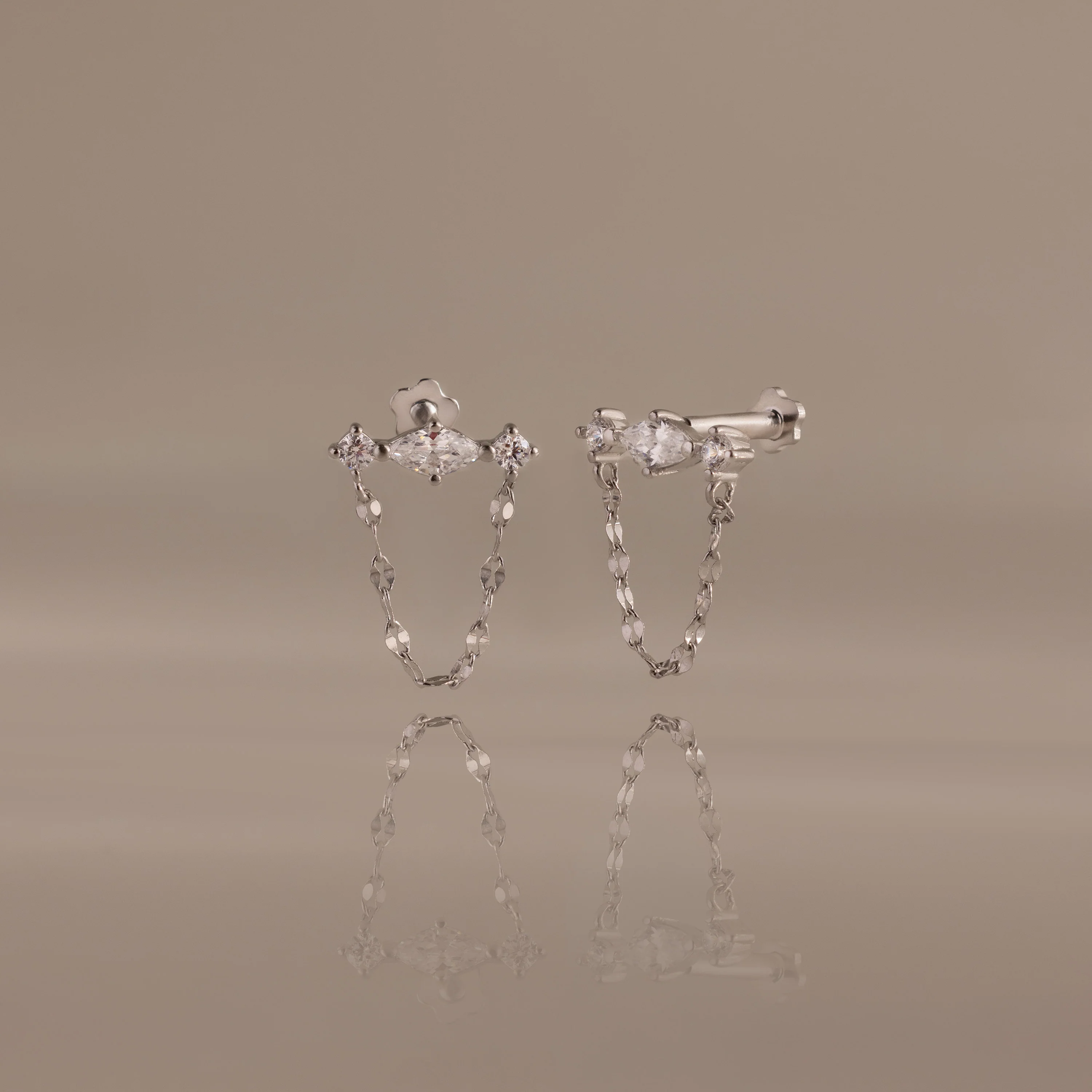 Diamond Marquise Chain Flat Back Studs - Image 2