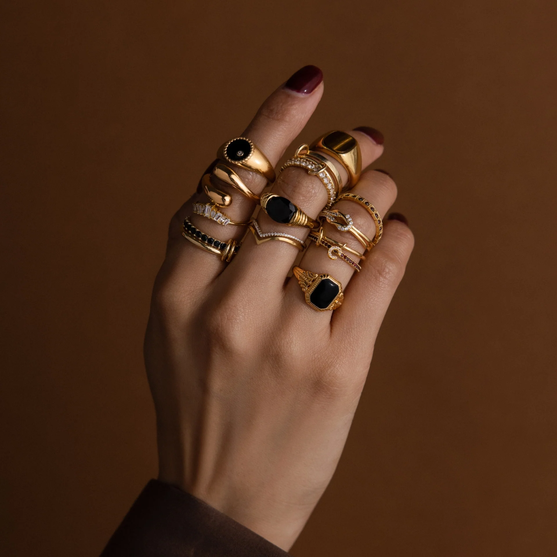 Dusk Signet Ring - Image 6