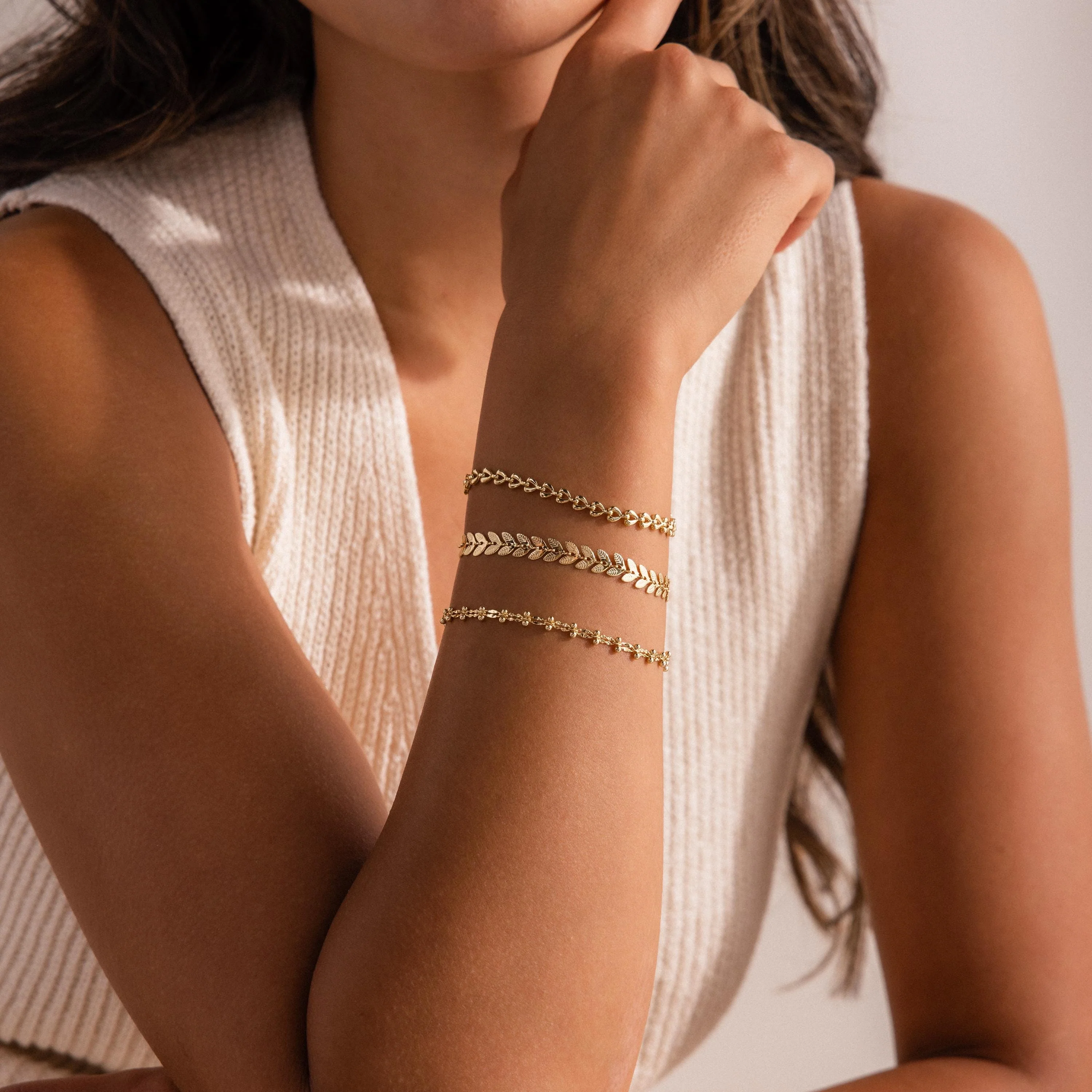 Leaf Link Bracelet in 18K Gold - Image 4