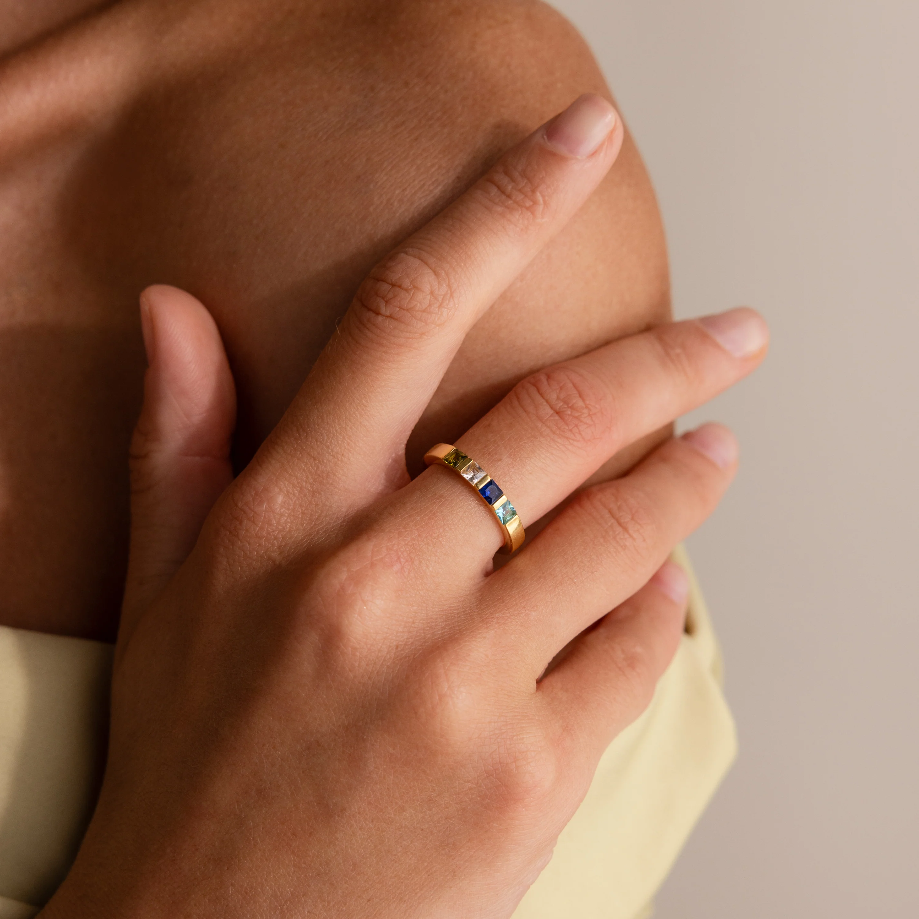 Multiple Birthstone Band in 18K Gold - Image 2