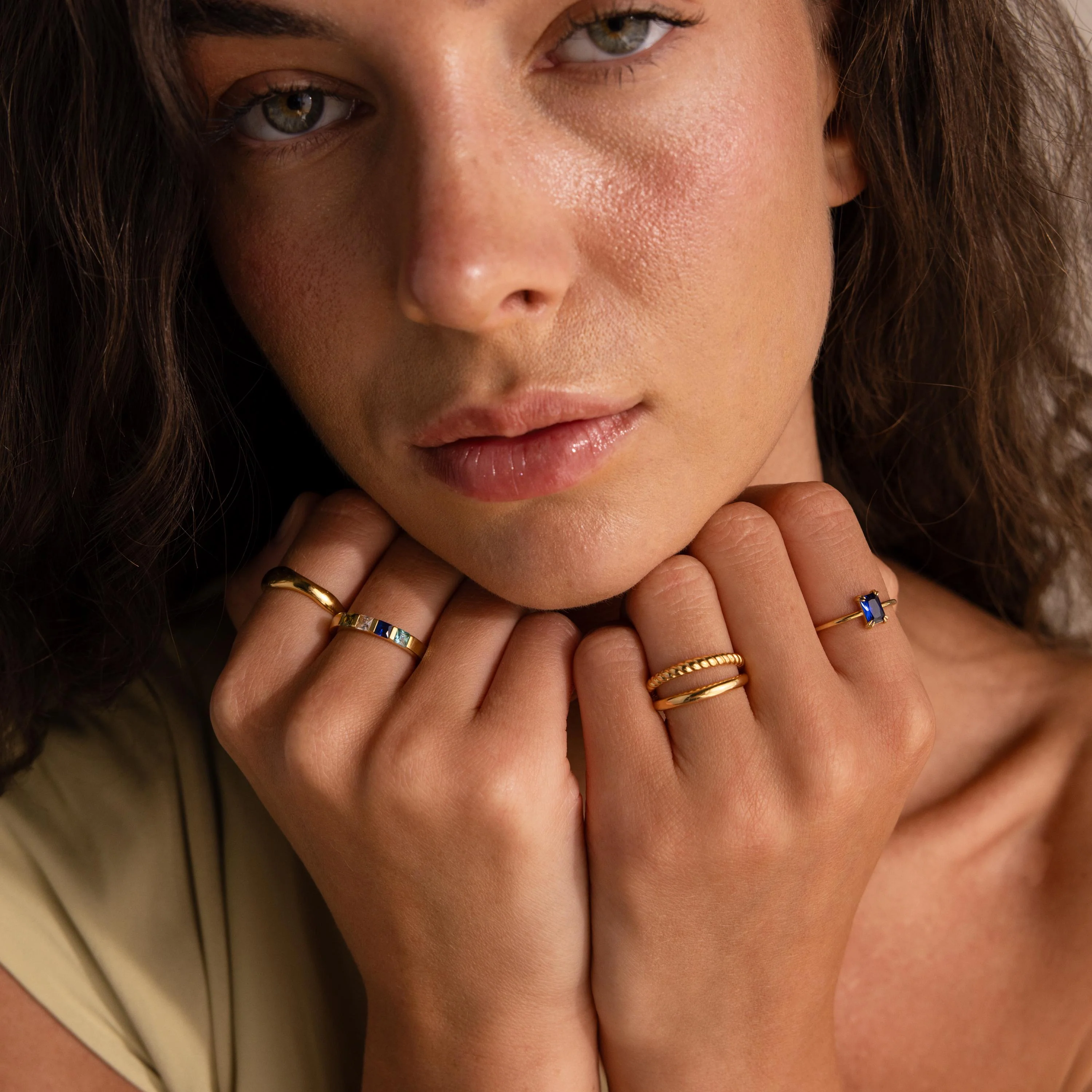 Multiple Birthstone Band in 18K Gold - Image 5
