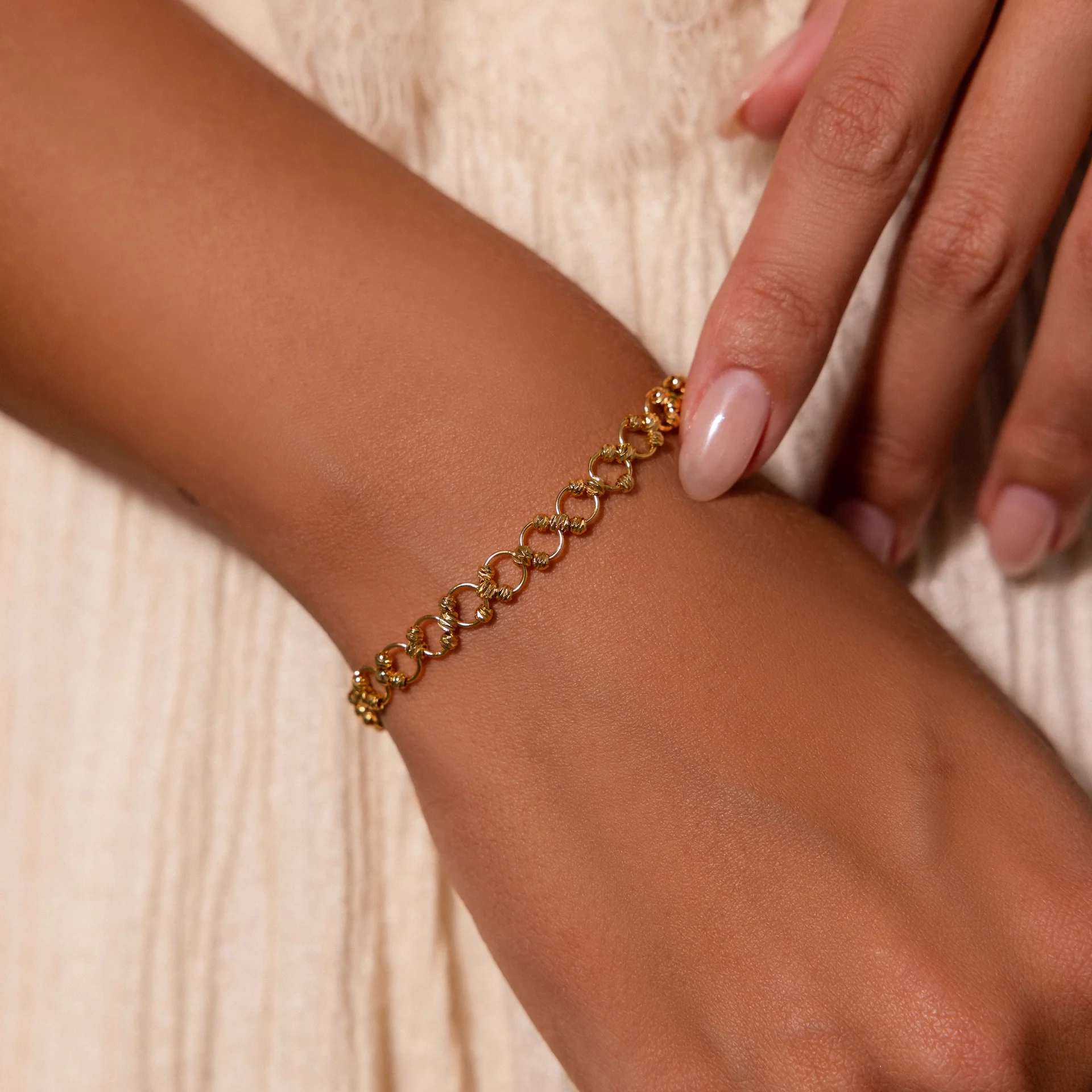Orbit Chain Bracelet - Image 3