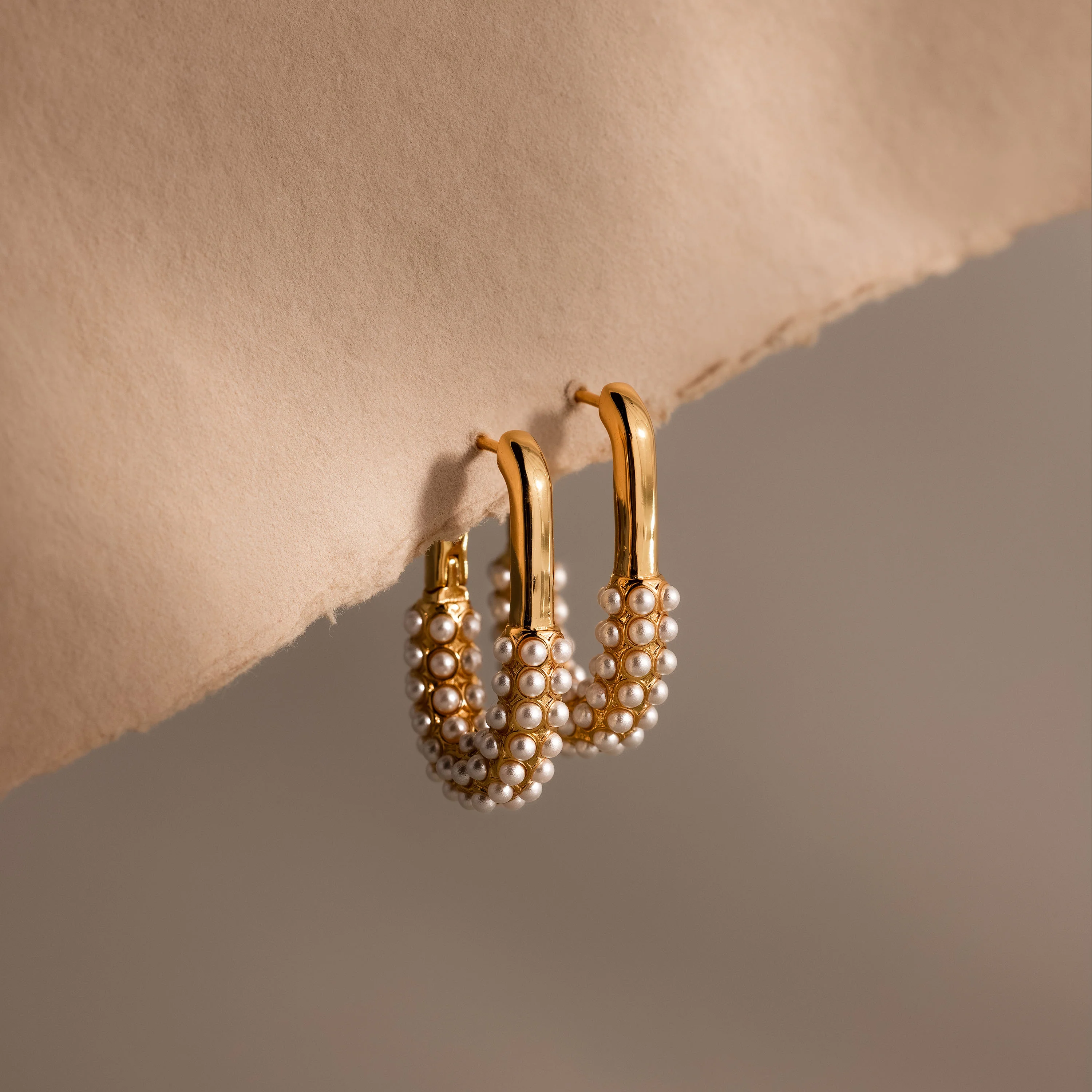 Pearl Cluster Link Hoops in 18K Gold - Image 8