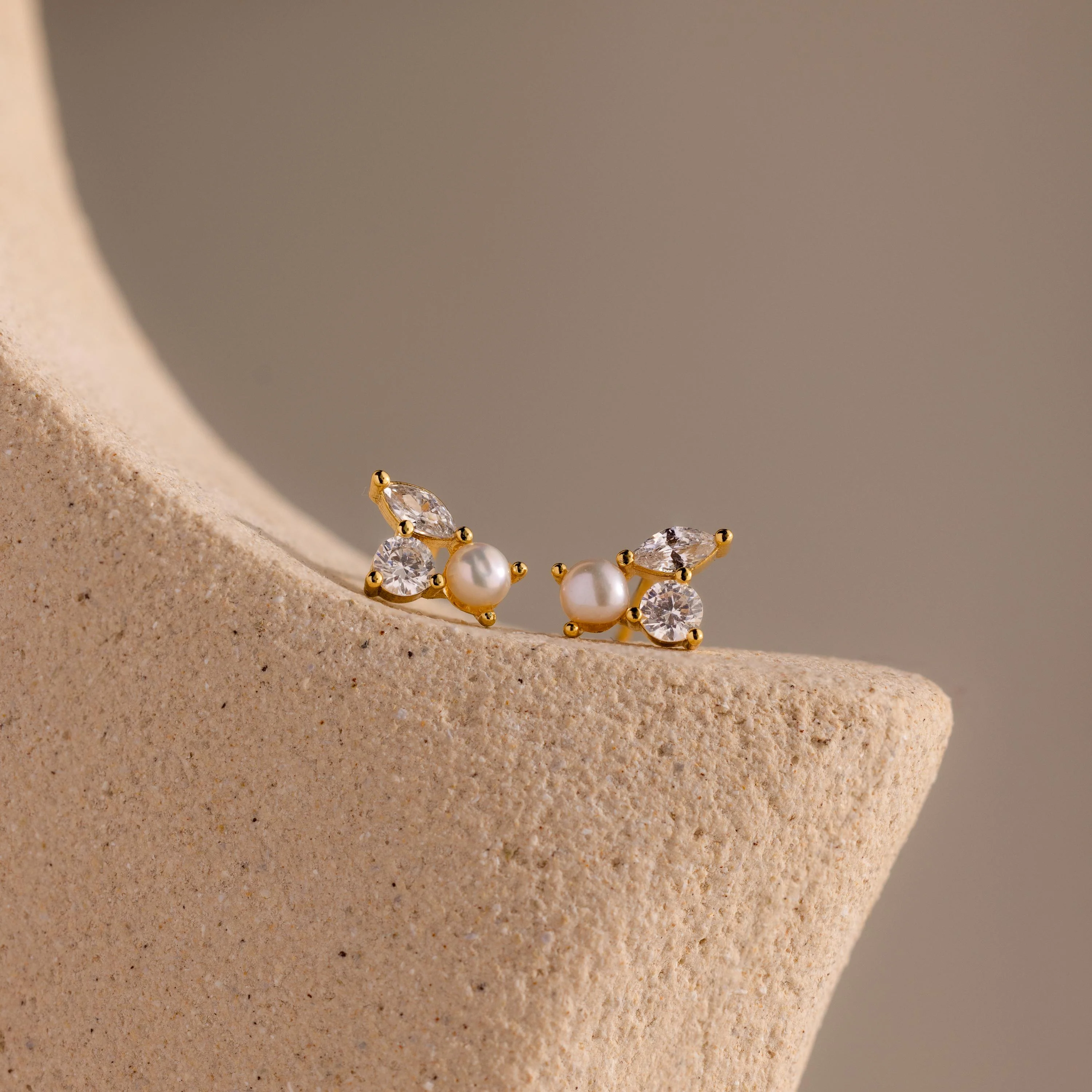 Pearl Diamond Bloom Studs in 18K Gold - Image 3
