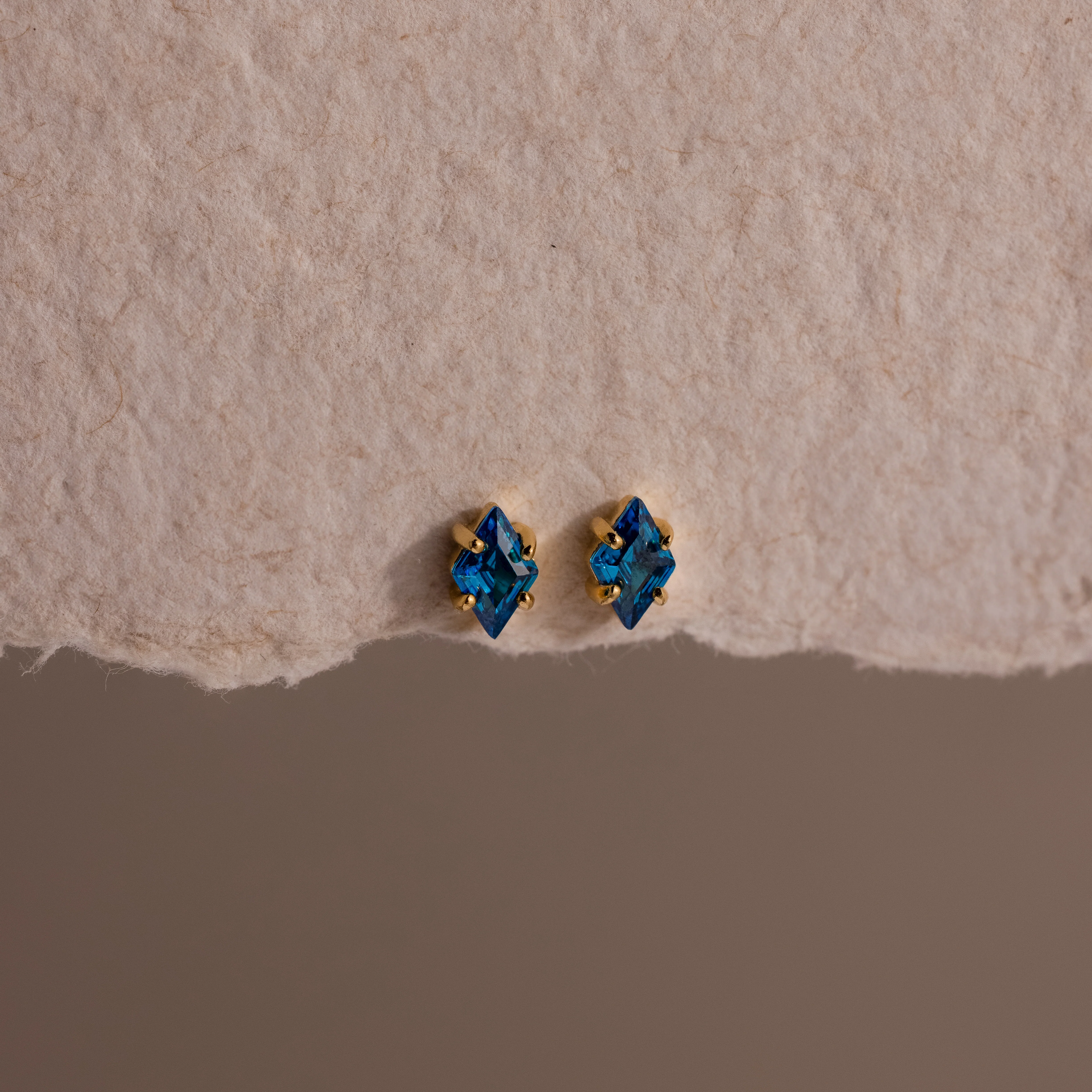 Rhombus Blue Zircon Flatback Studs