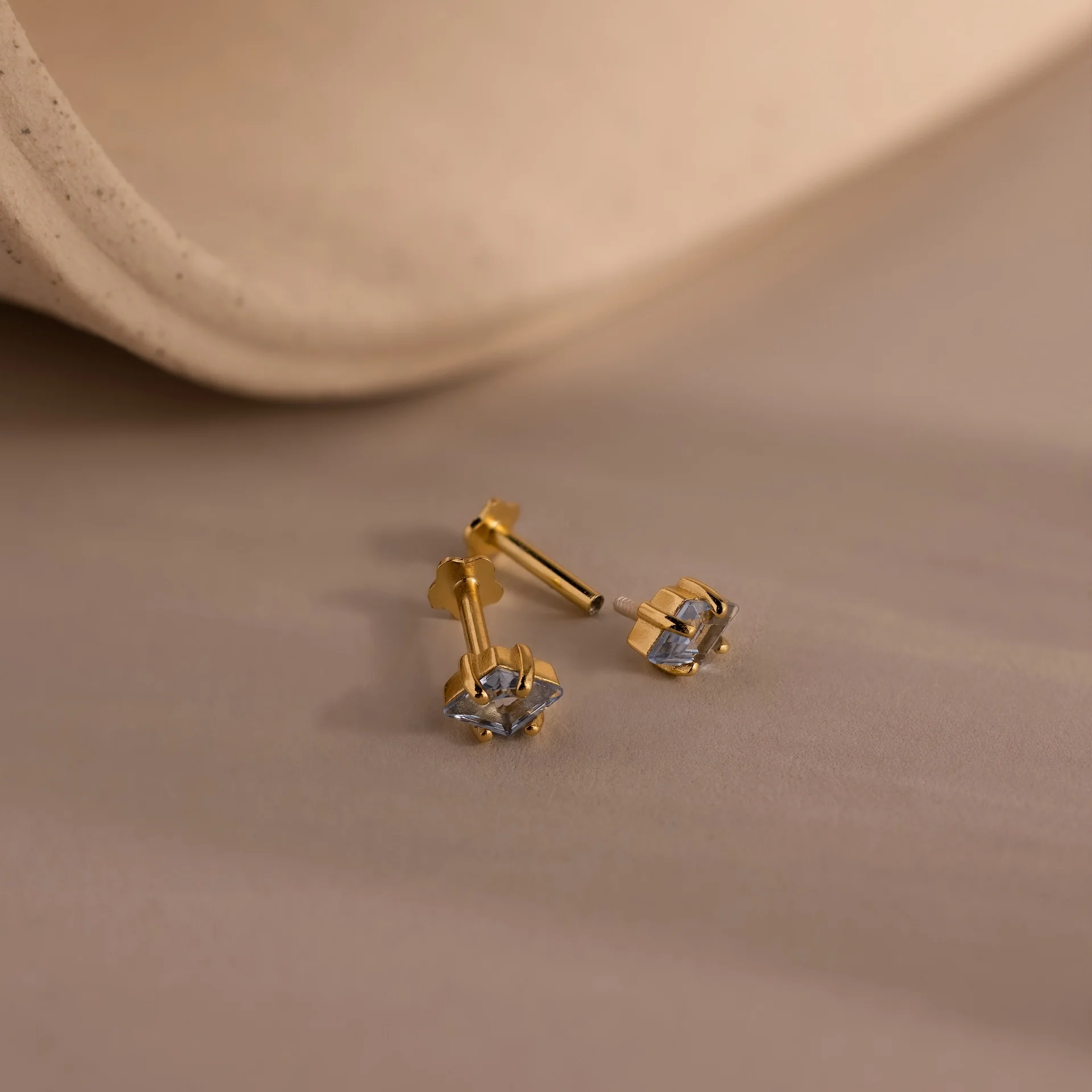 Rhombus Ruby Flatback Studs - Image 3