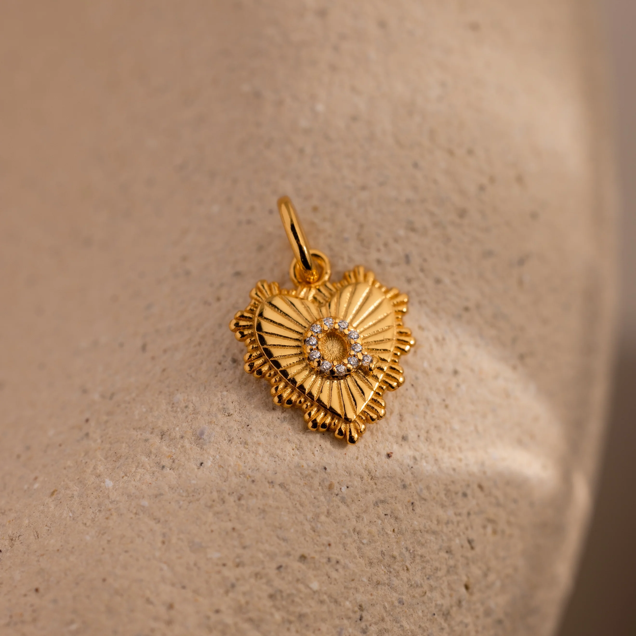 Ribbed Heart Pave Initial Charm - Image 26
