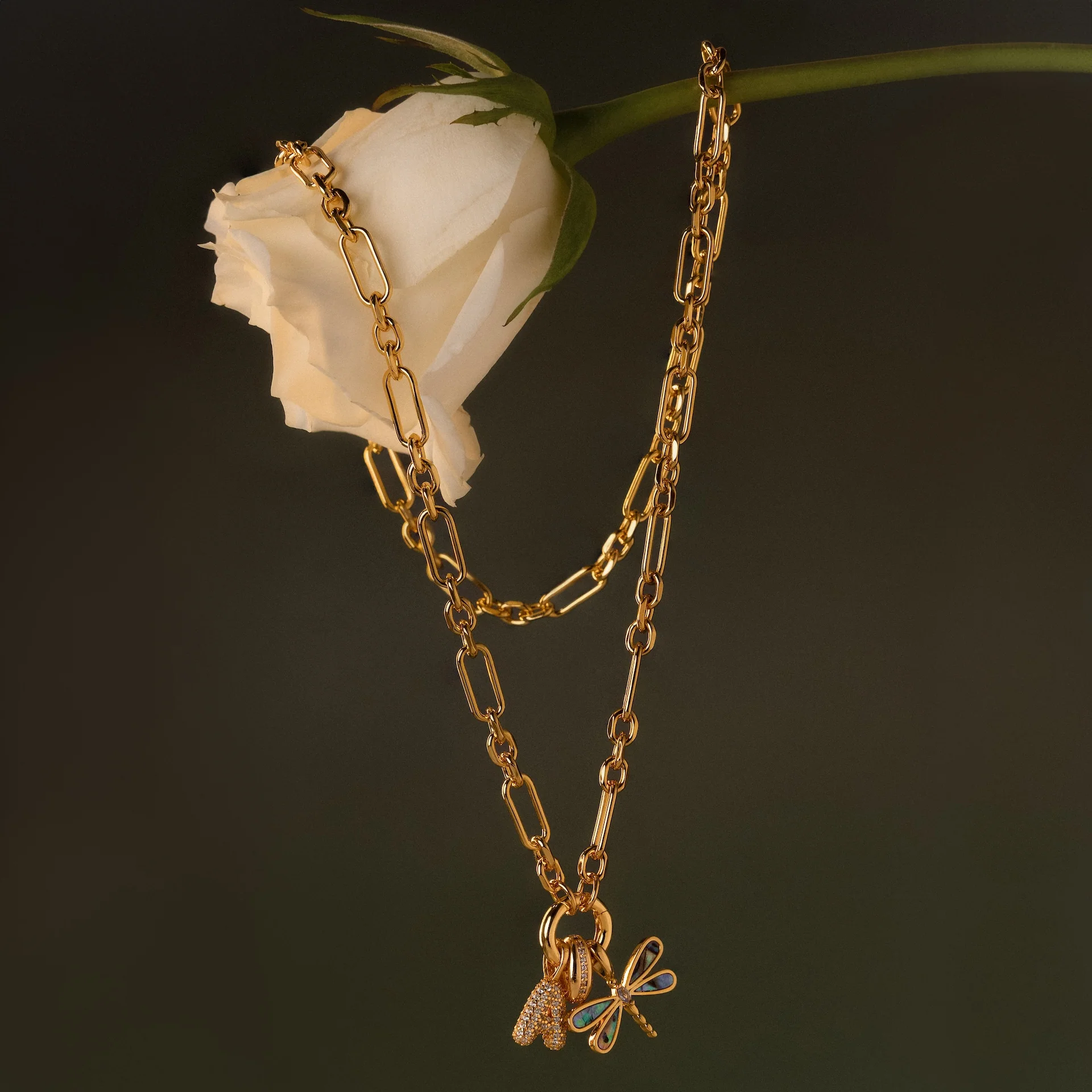 Rolo Circle Figaro Necklace - Image 7