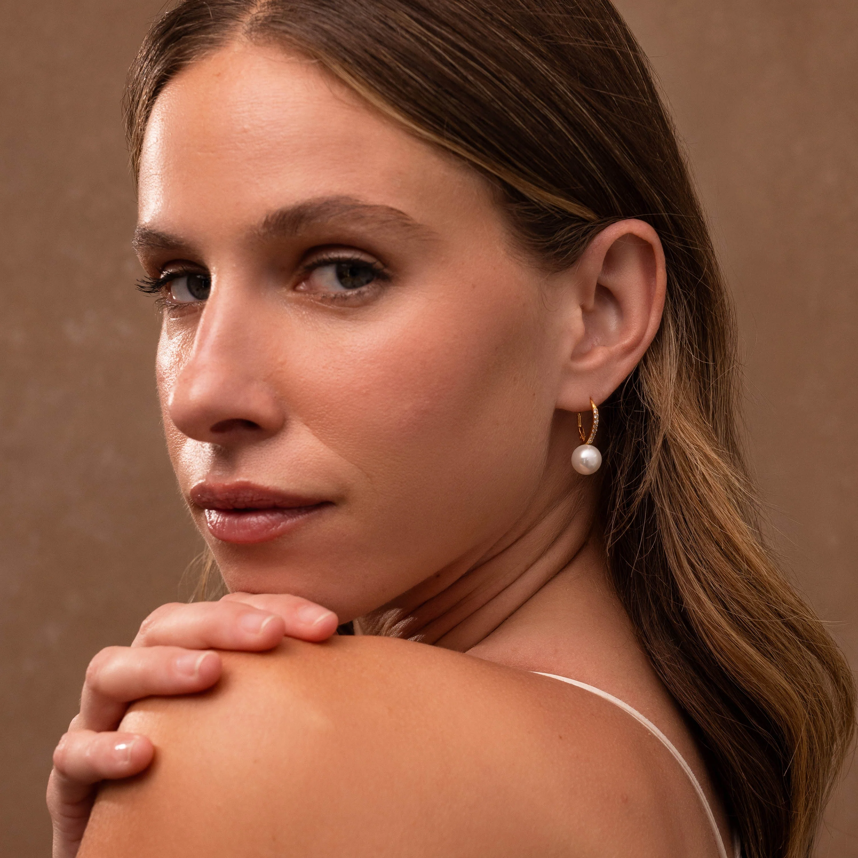 Shimmer Pearl Drop Earrings - Image 4