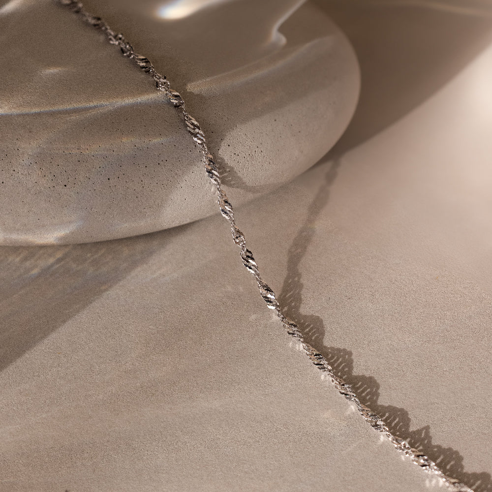 Singapore Twist Necklace in Silver - Image 3