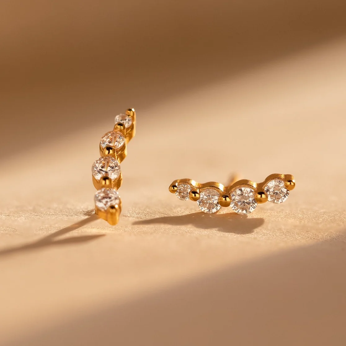 Tiny Diamond Climbers