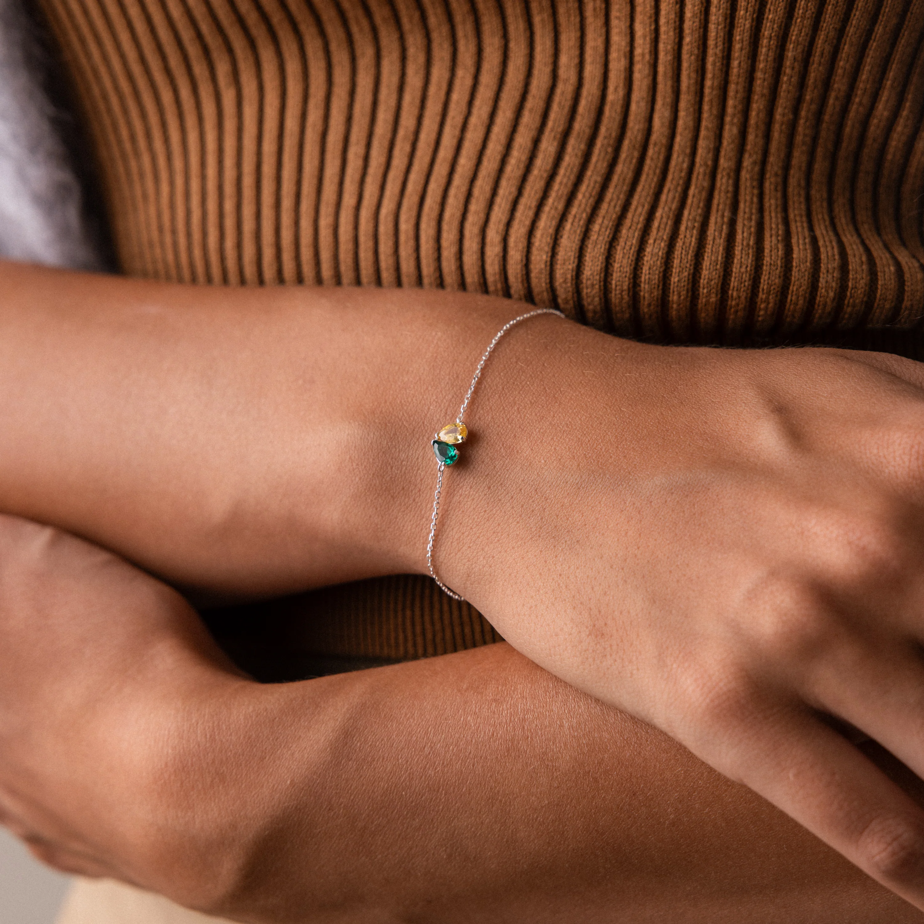Toi et Moi Teardrop Heart Bracelet - Image 4