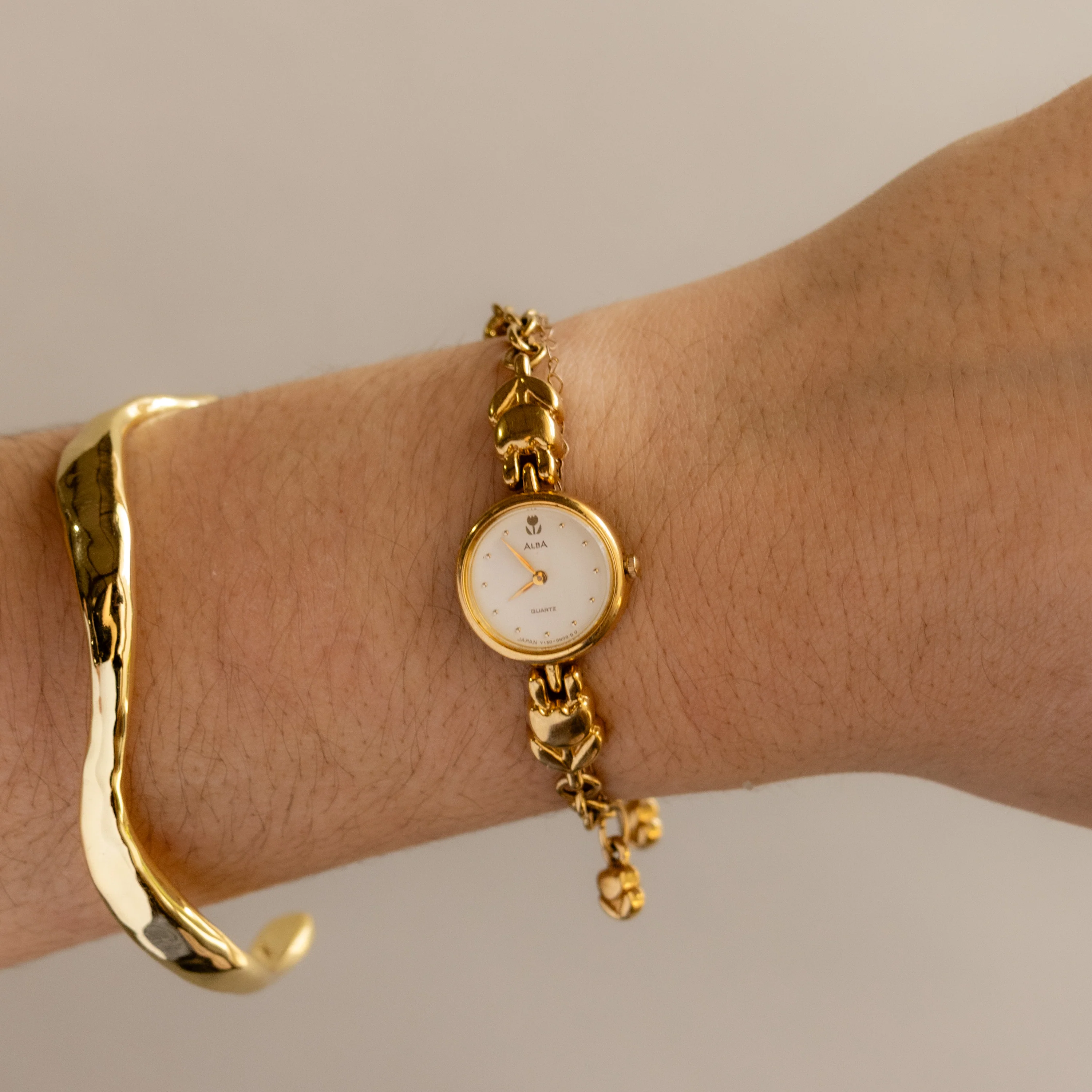 Vintage Alba Tulip Charm Link Gold Watch