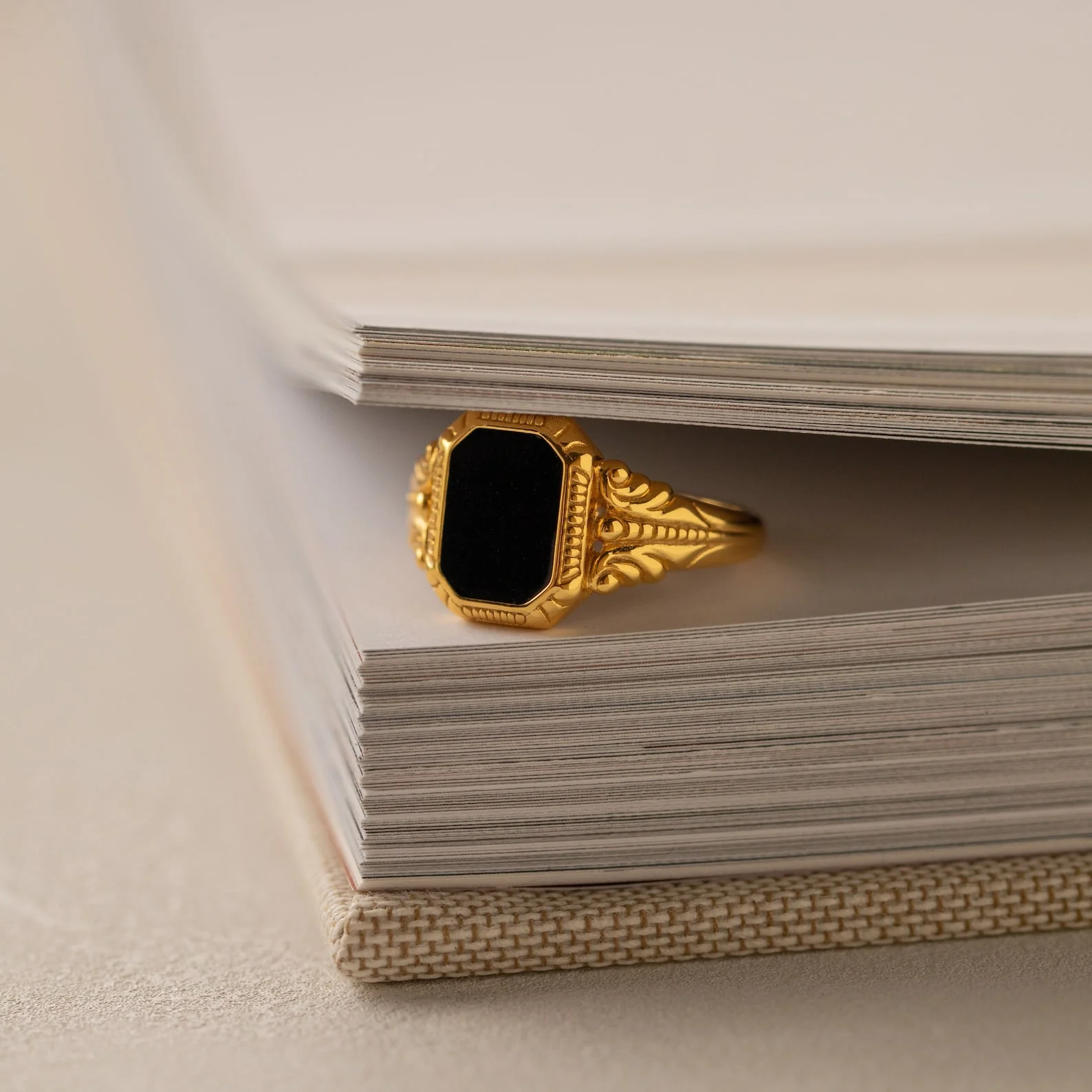 Vintage Black Signet Ring - Image 3