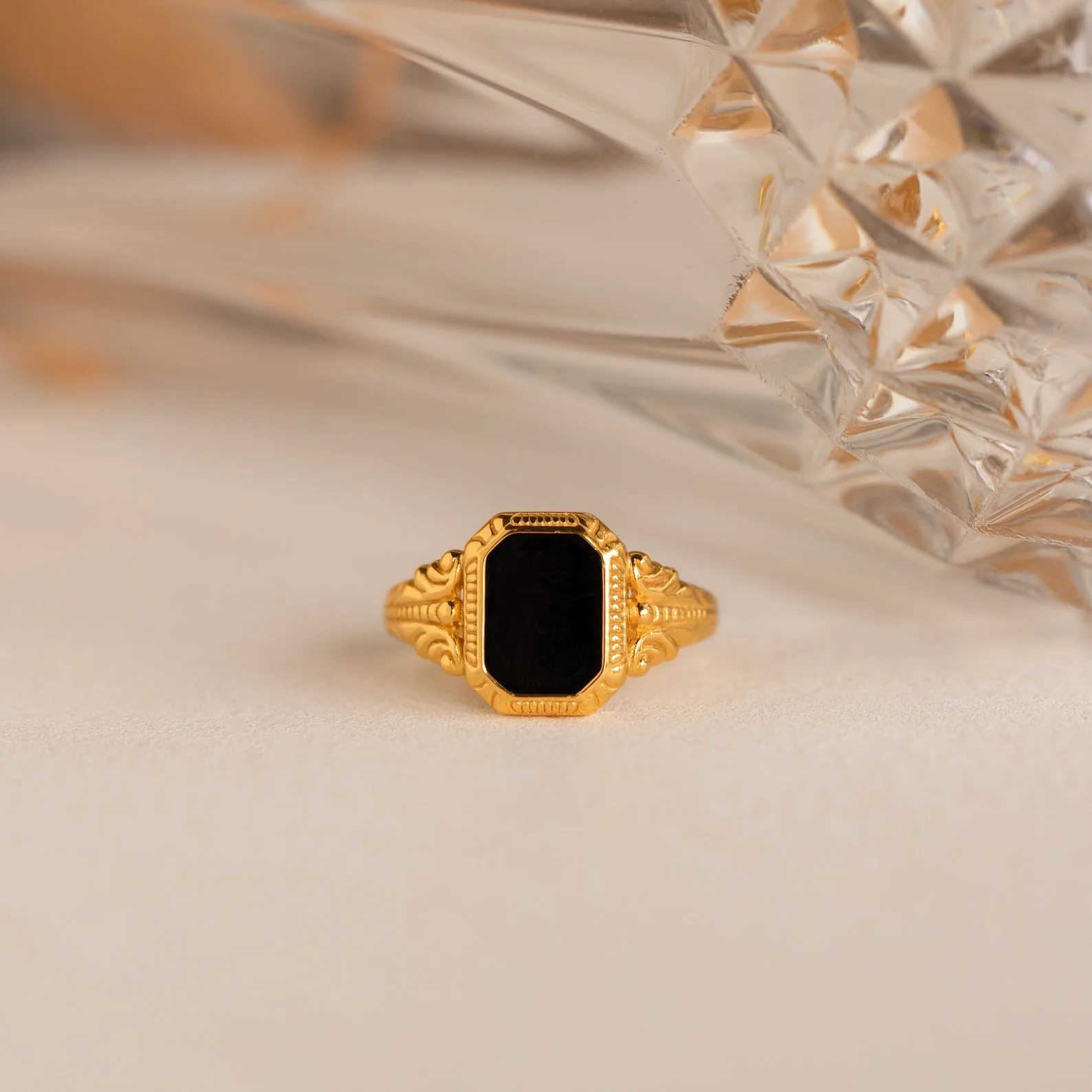 Vintage Black Signet Ring - Image 5