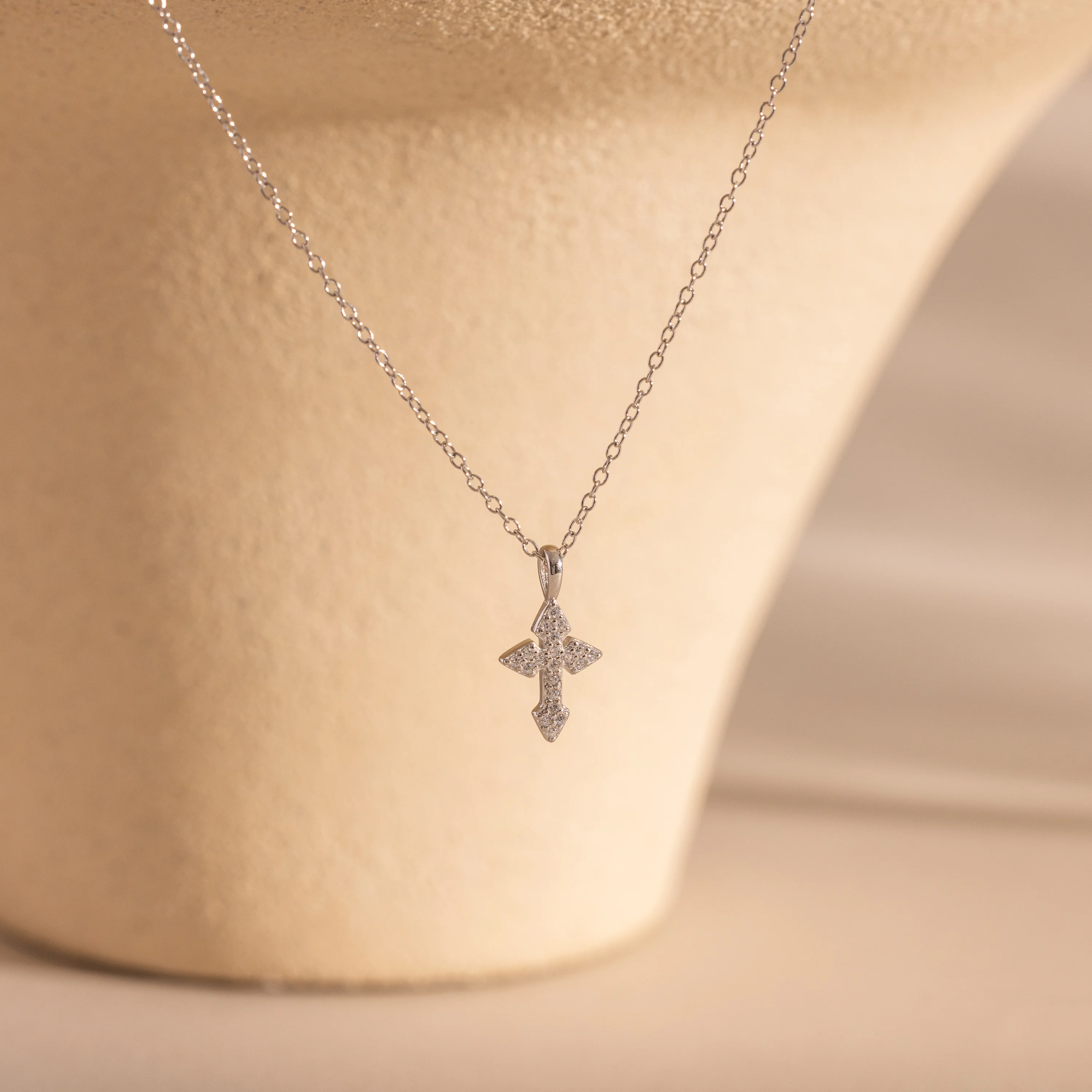 Vintage Cross Necklace in Silver