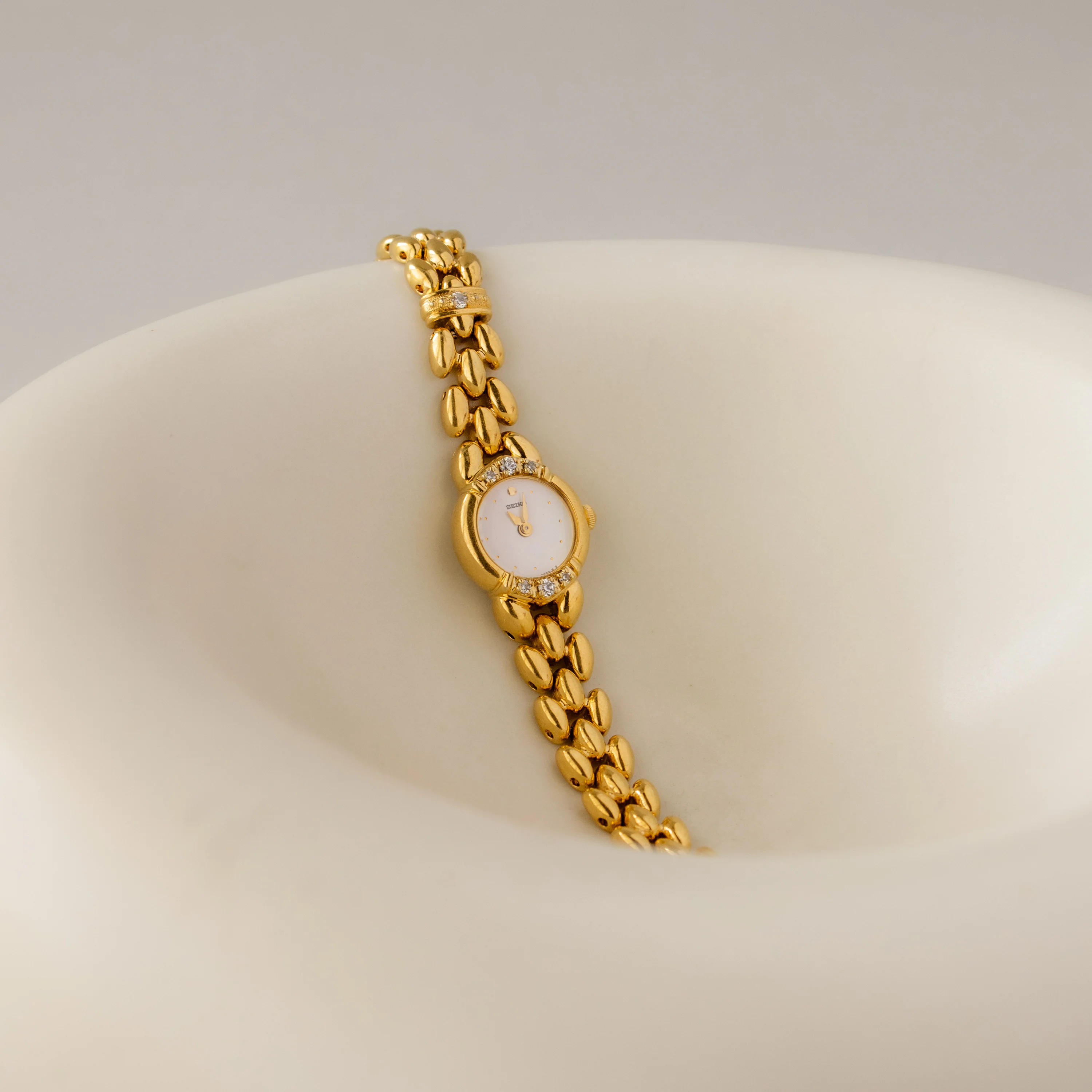 Vintage Seiko Diamond Crown Gold Watch - Image 2
